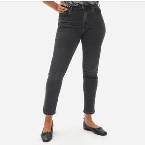 Everlane - "The Curvy Cheeky Straight Jean", BLACK